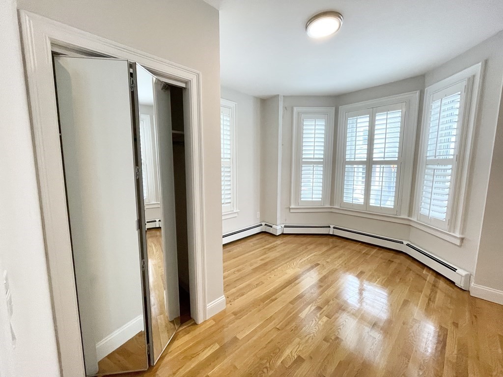 130 P, Unit 1 Boston, MA 02127 - Photo 4 of 15