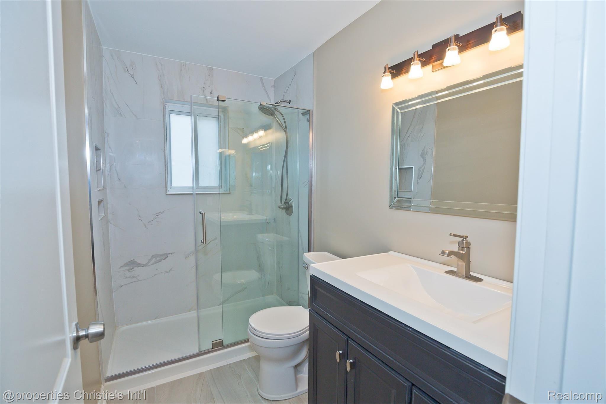 1707 East 14 Mile Road, Unit B Troy, MI 48083 - Photo 27 of 35 592A8037.jpg
