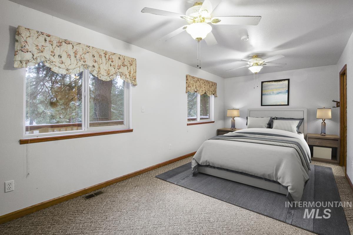 1222 Crown Point Parkway Cascade, ID 83611 - Photo 20 of 40