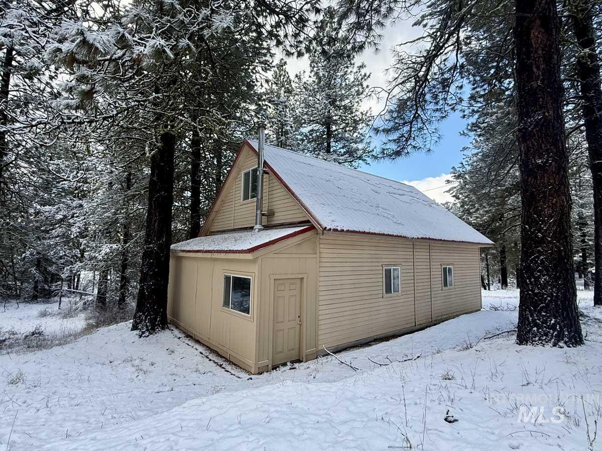 1222 Crown Point Parkway Cascade, ID 83611 - Photo 23 of 40