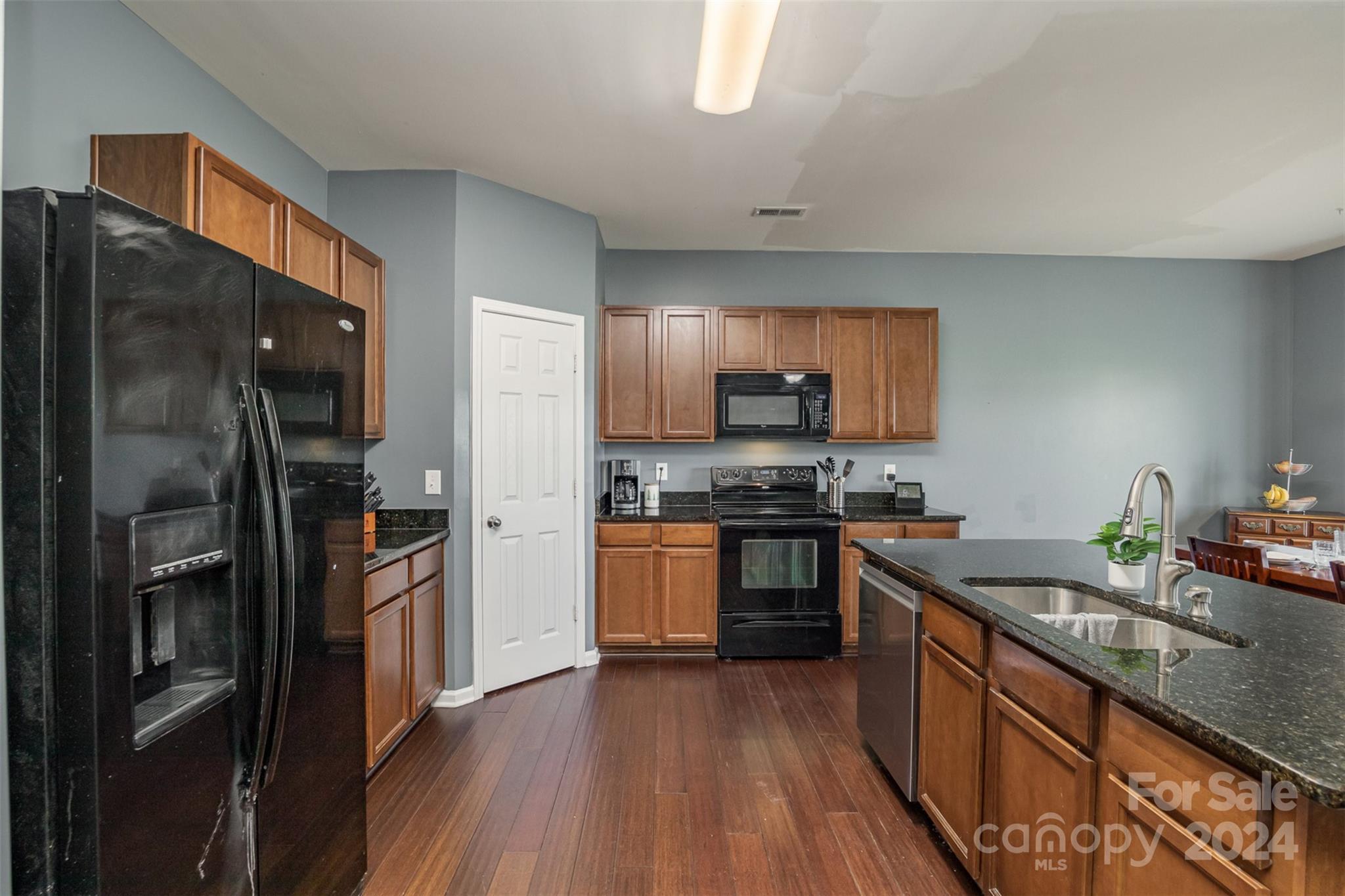 2008 Farm Pond Road Indian Trail, NC 28079 - Photo 10 of 34 Gallery Image 10