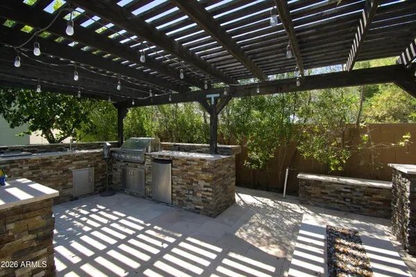 $770,000 | 2880 East Iris Drive, Chandler, AZ 85286