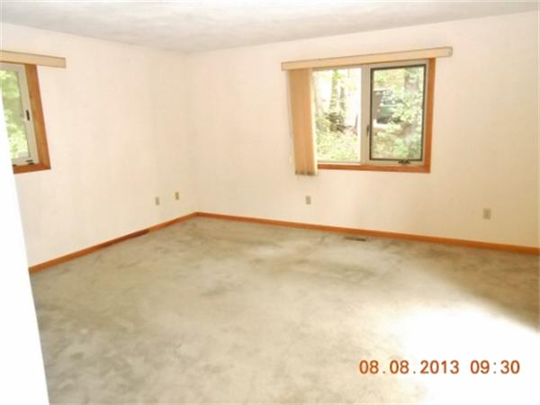 24 Edgehill Road Haverhill, MA 01830 - Photo 13 of 27 Gallery Image 13