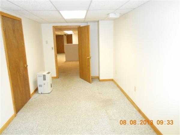 24 Edgehill Road Haverhill, MA 01830 - Photo 18 of 27 Gallery Image 18