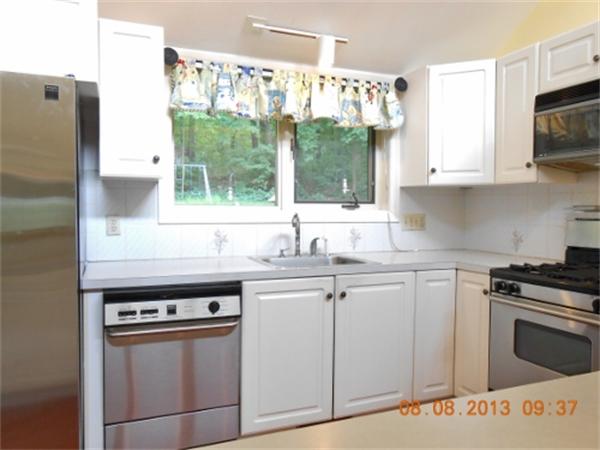 24 Edgehill Road Haverhill, MA 01830 - Photo 3 of 27 Gallery Image 3