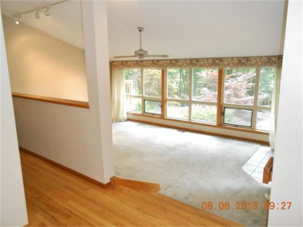 24 Edgehill Road Haverhill, MA 01830 - Photo 6 of 27 Gallery Image 6