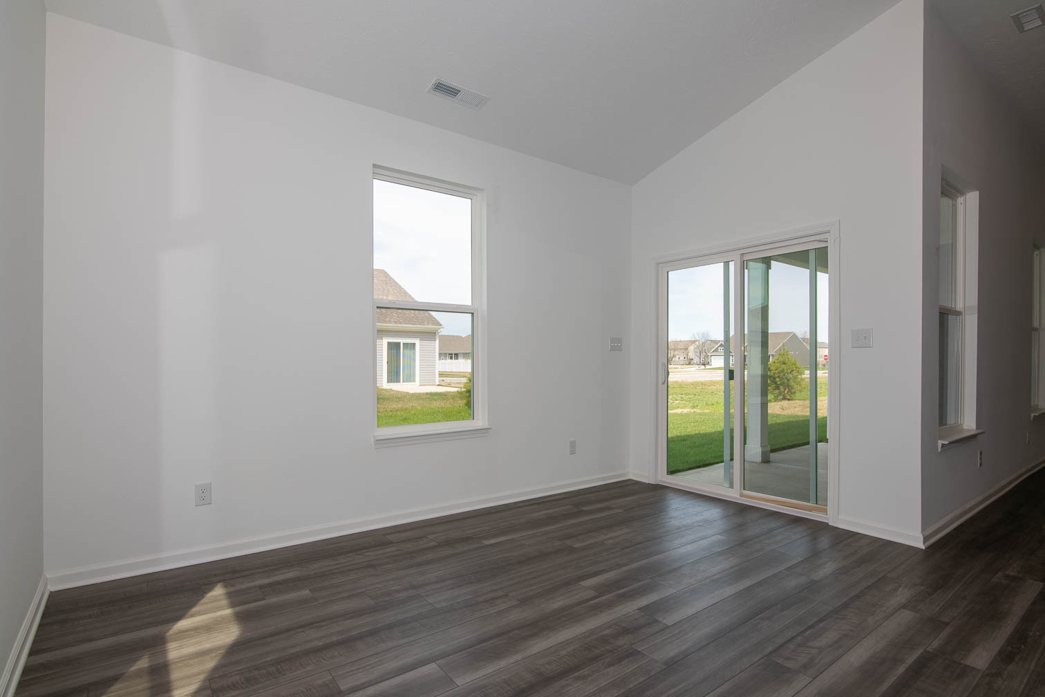 9828 Canyon Lane Pendleton, IN 46064 - Photo 14 of 29