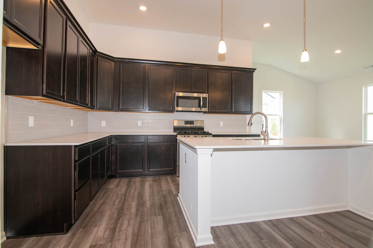 9828 Canyon Lane Pendleton, IN 46064 - Photo 7 of 29