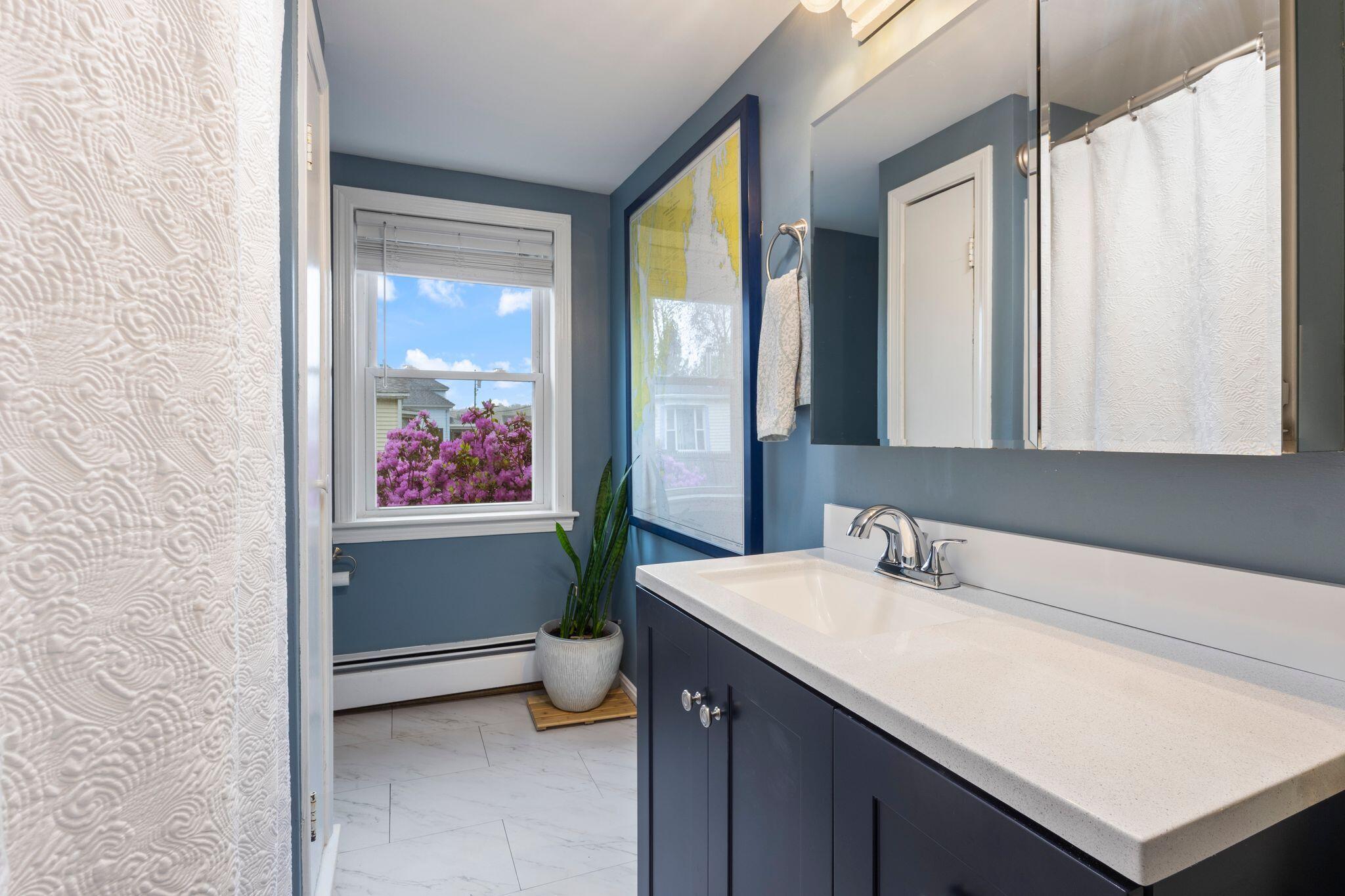 22 Raymond Street Biddeford, ME 04005 - Photo 11 of 31 22 Raymond Street