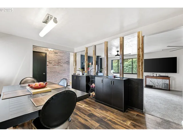 $328,000 | 144 Southwest Peppertree Court, Roseburg, OR 97471