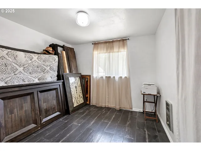 $332,000 | 144 Southwest Peppertree Court, Roseburg, OR 97471