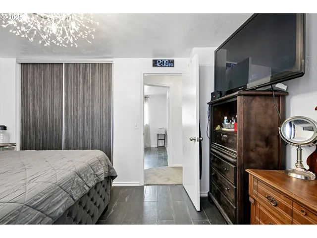 $328,000 | 144 Southwest Peppertree Court, Roseburg, OR 97471