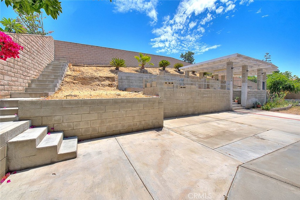 3340 May Court Riverside, CA 92503 - Photo 57 of 67 a view of a terrace