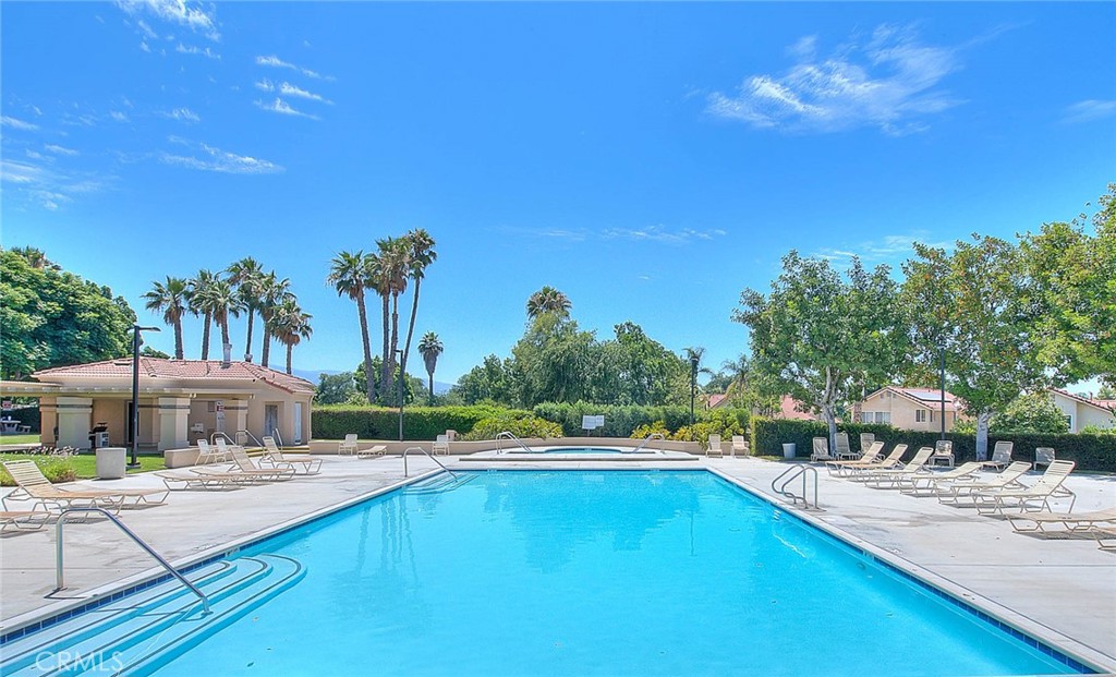 3340 May Court Riverside, CA 92503 - Photo 65 of 67 community pool