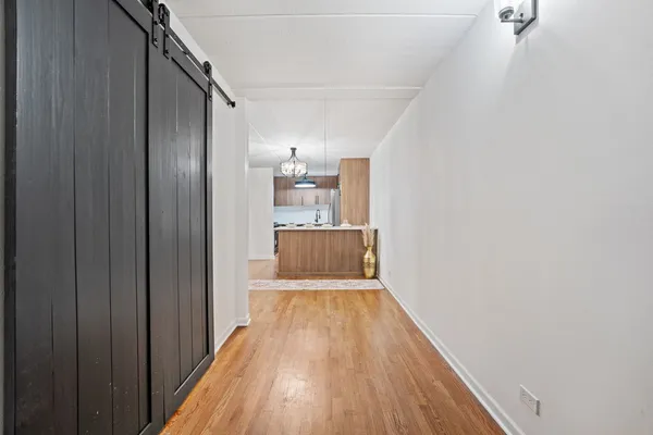 $249,000 | 914 North Austin Boulevard, Unit A5, Oak Park, IL 60302