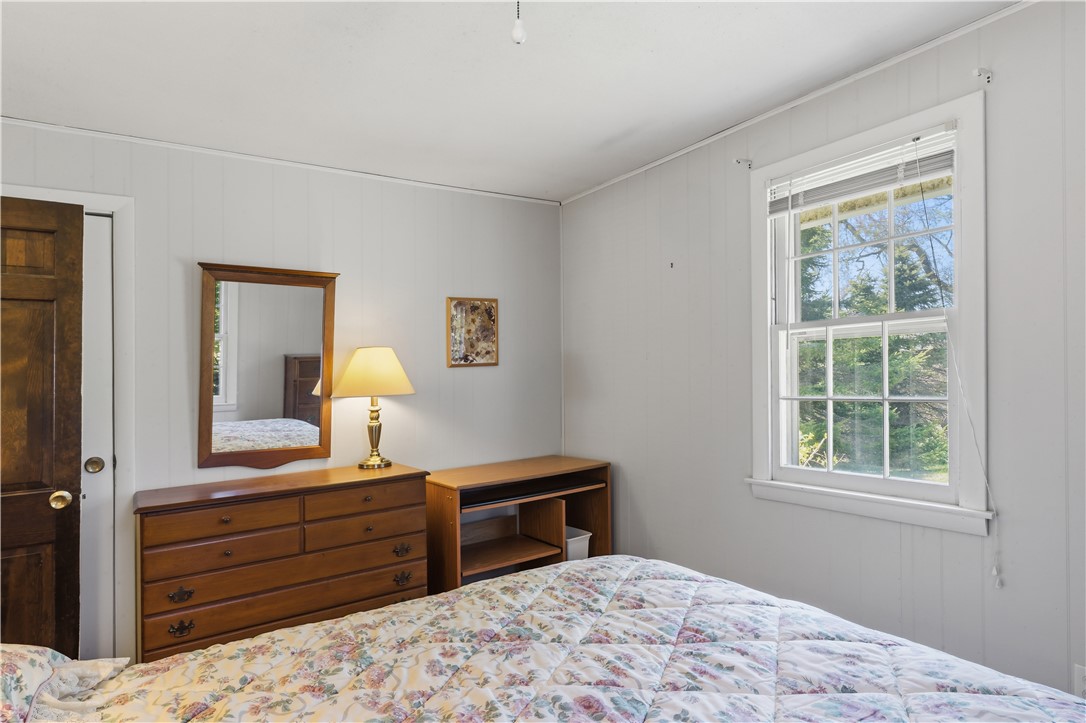 25 Westside Road South Kingstown, RI 02879 - Photo 14 of 40