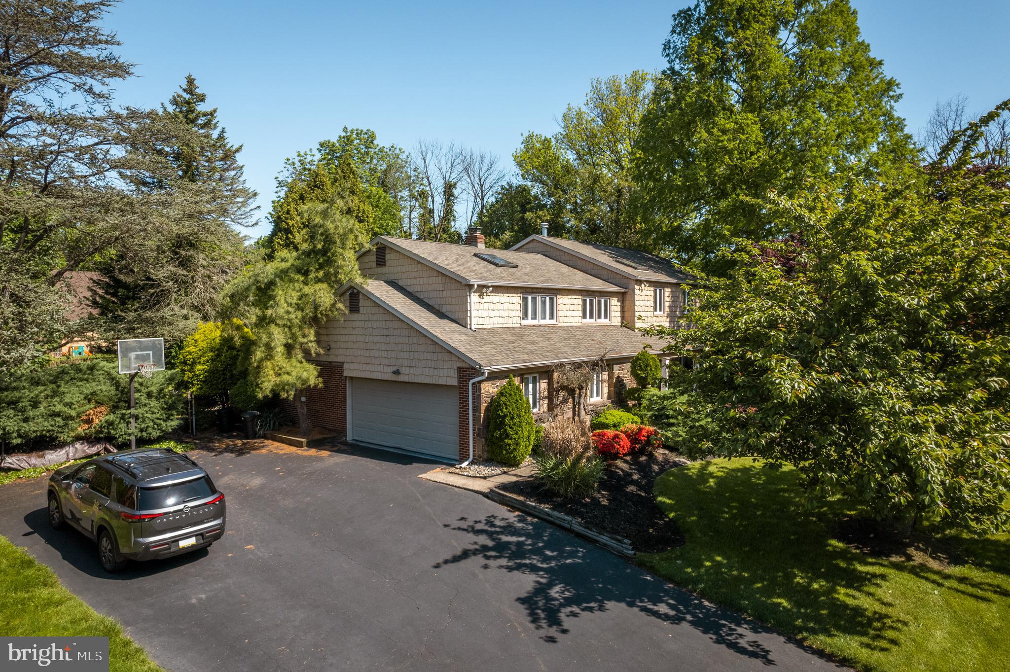 3736 Wheatsheaf Road Huntingdon Valley, PA 19006 - Photo 3 of 47 Gallery Image 3