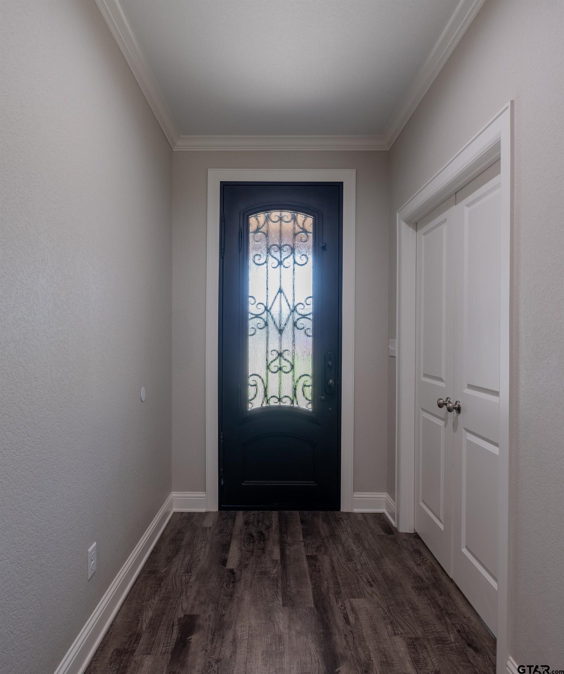14348 County Road 452 Lindale, TX 75771 - Photo 3 of 45 a view of empty room with window