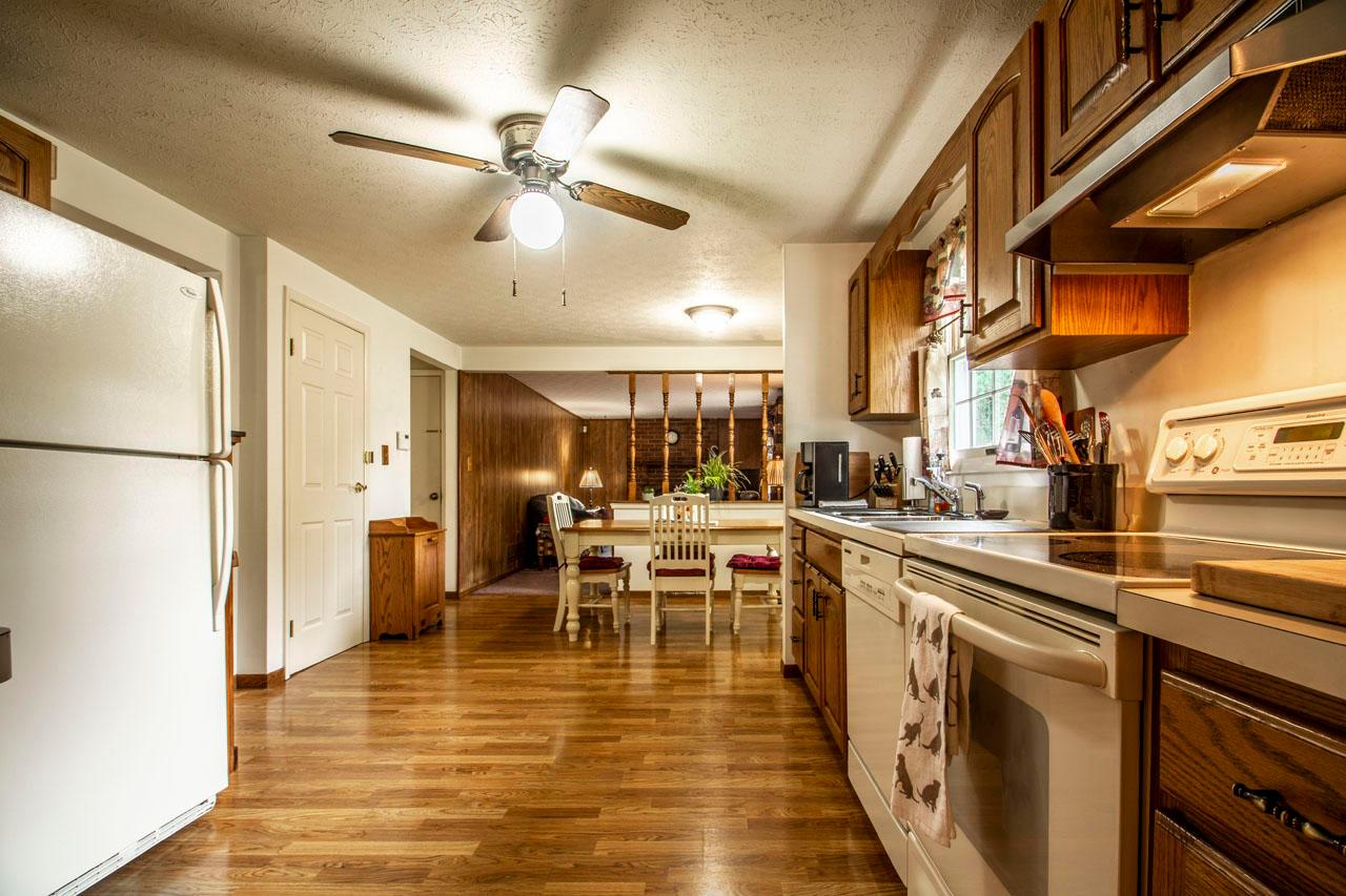 6384 Peardale Road East Columbus, OH 43229 - Photo 18 of 56