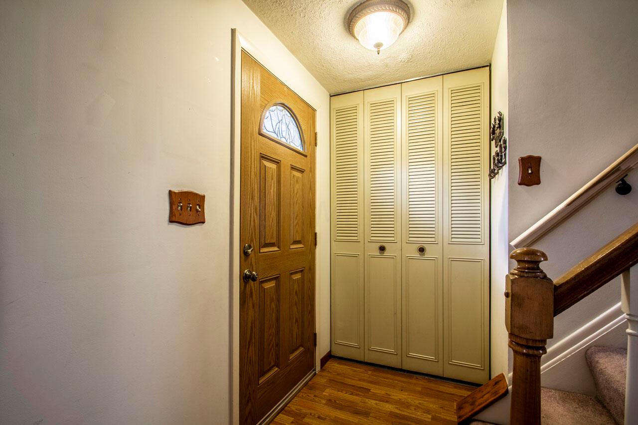6384 Peardale Road East Columbus, OH 43229 - Photo 8 of 56