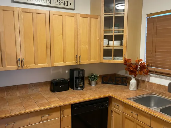 $3,650 | 187 Auburn Drive, Lake Worth Beach, FL 33460