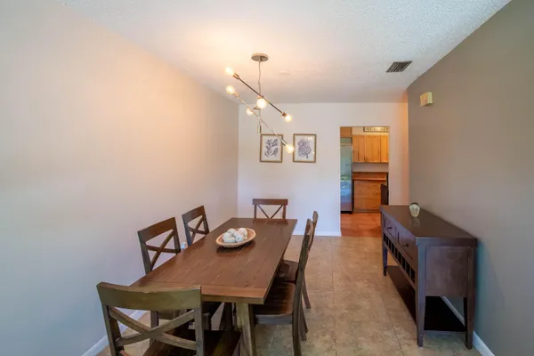 $3,650 | 187 Auburn Drive, Lake Worth Beach, FL 33460