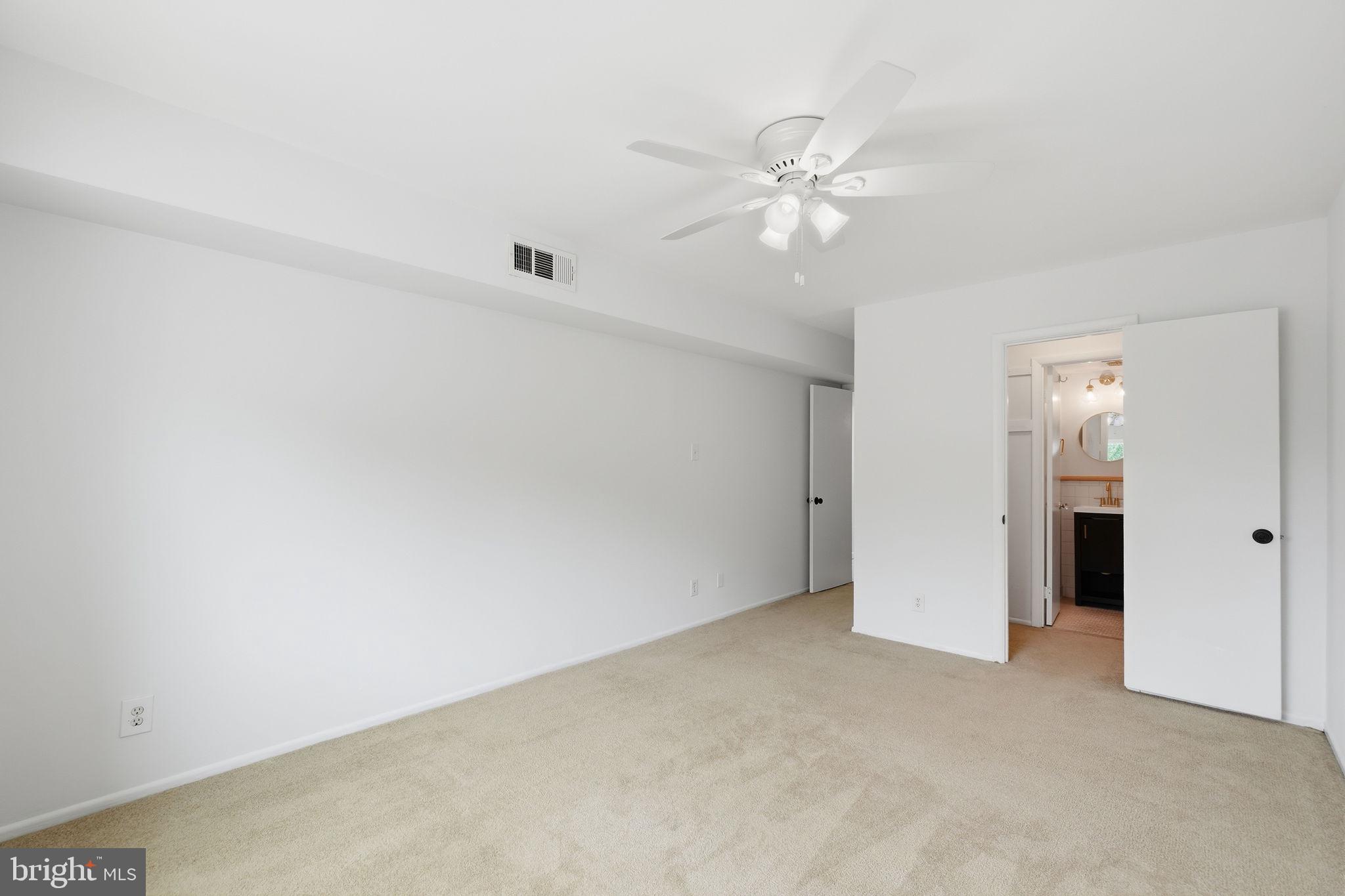 5017 7th Road South, Unit 102 Arlington, VA 22204 - Photo 37 of 43 Gallery Image 37