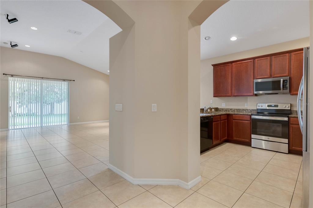 8116 Tumeric Court Orlando, FL 32817 - Photo 2 of 26