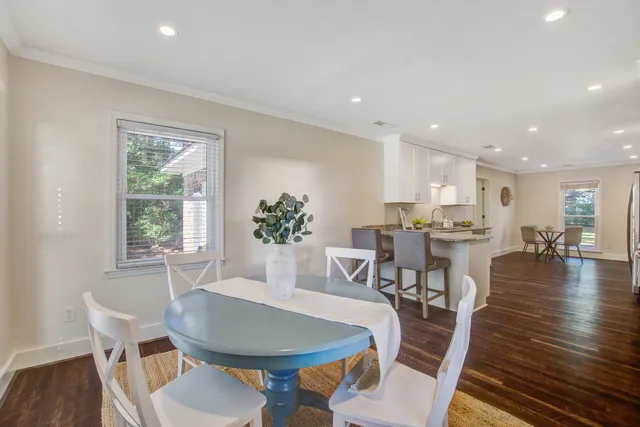 $900,000 | 1138 Lee Shore Lane, Mount Pleasant, SC 29464