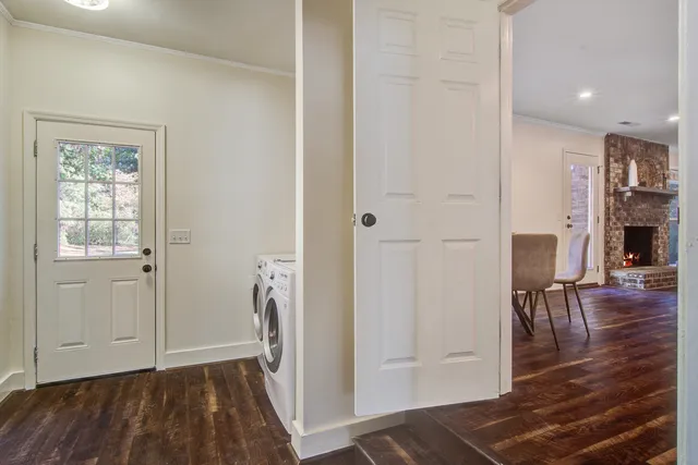 $900,000 | 1138 Lee Shore Lane, Mount Pleasant, SC 29464