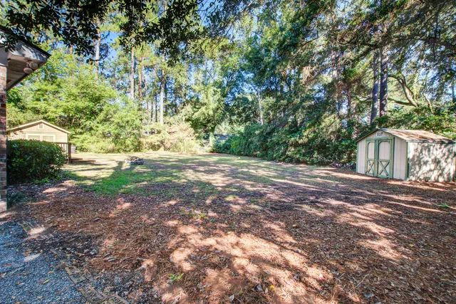 $900,000 | 1138 Lee Shore Lane, Mount Pleasant, SC 29464