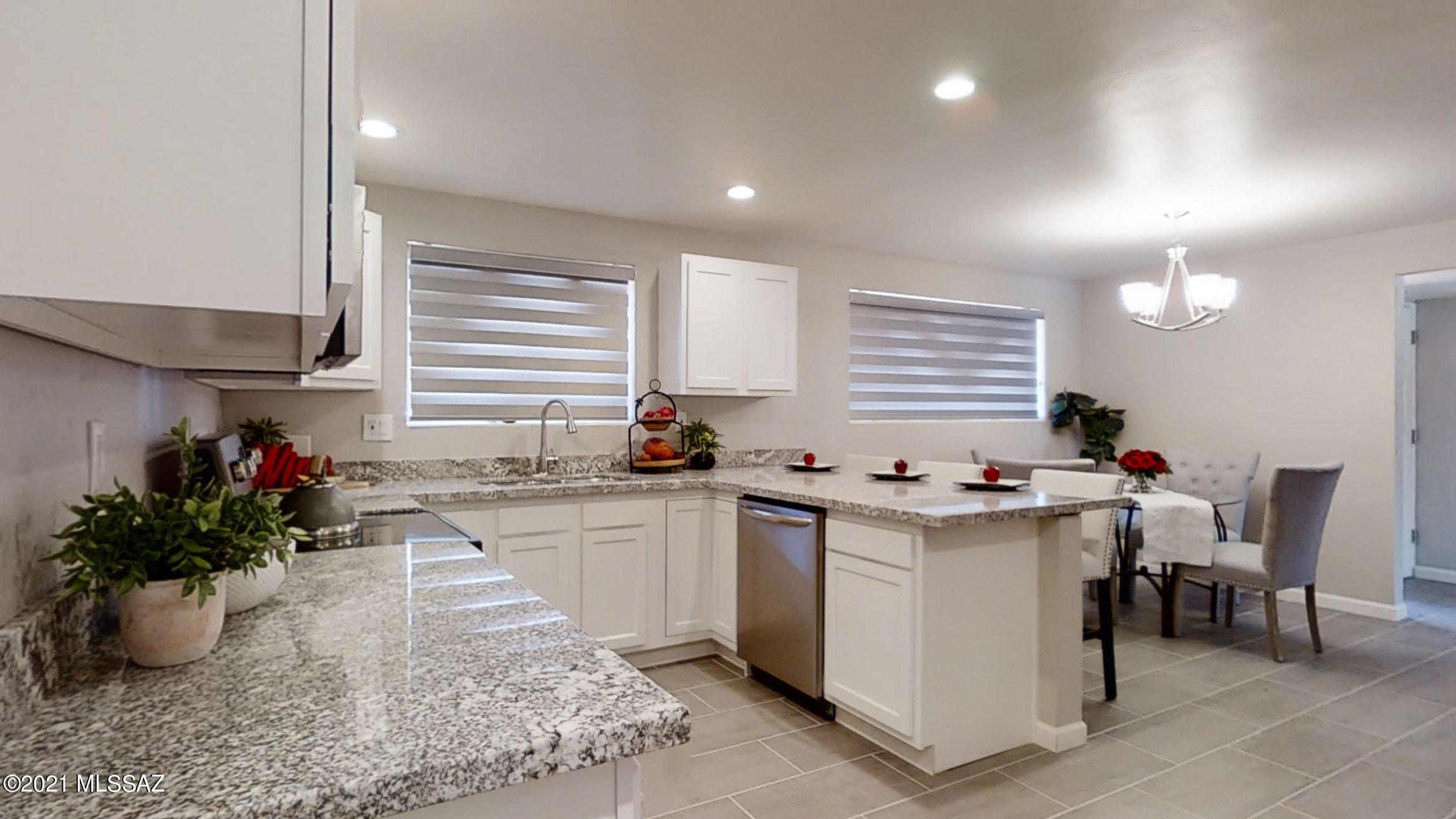 7057 East Redbud Road Tucson, AZ 85715 - Photo 4 of 45 Gallery Image 4