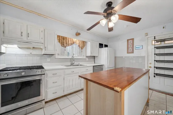 $549,000 | 150 Gurdon Street, Bridgeport, CT 06606