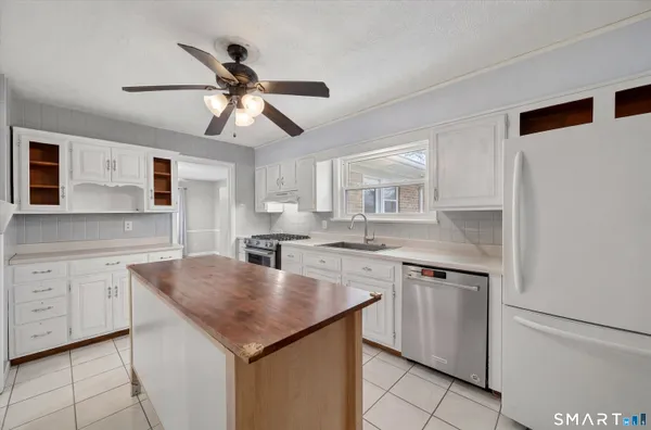 $549,000 | 150 Gurdon Street, Bridgeport, CT 06606