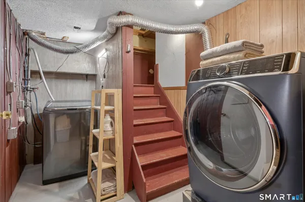 $549,000 | 150 Gurdon Street, Bridgeport, CT 06606