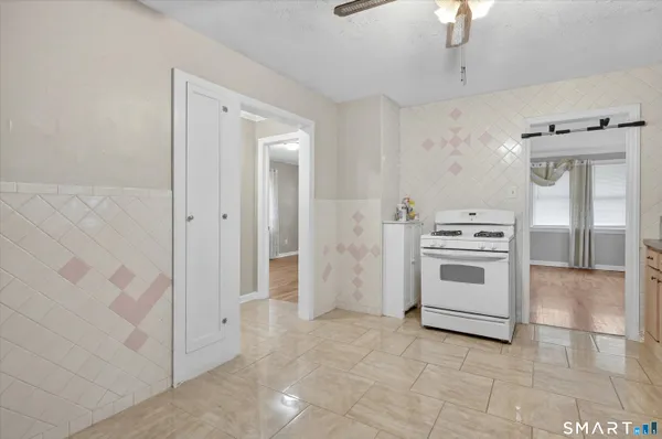 $549,000 | 150 Gurdon Street, Bridgeport, CT 06606