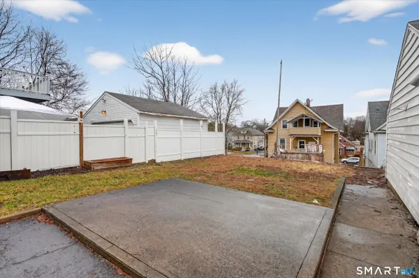 $549,000 | 150 Gurdon Street, Bridgeport, CT 06606