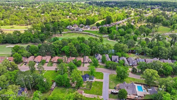 $319,900 | 449 Bradford Drive, Brandon, MS 39047