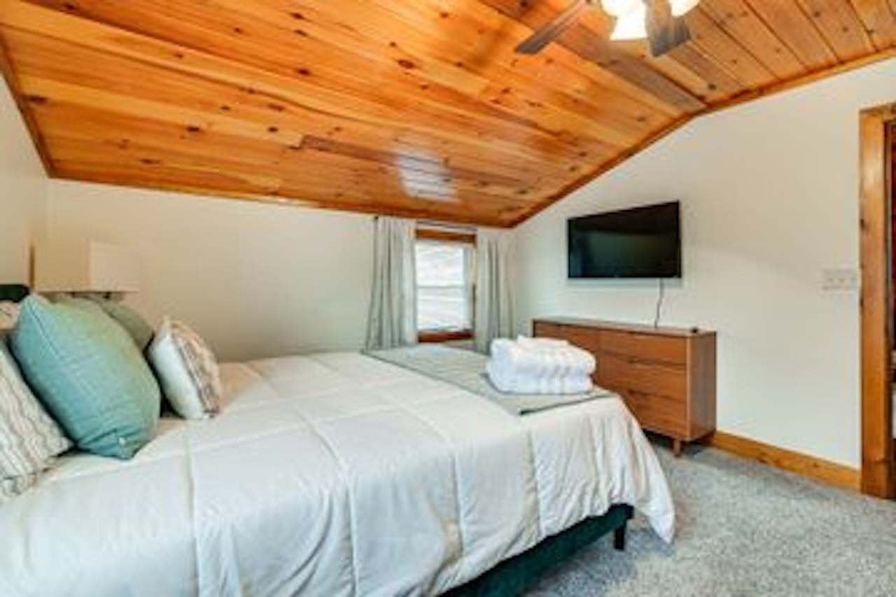 369 Oakridge Road Bee Spring, KY 42207 - Photo 15 of 32 Gallery Image 15
