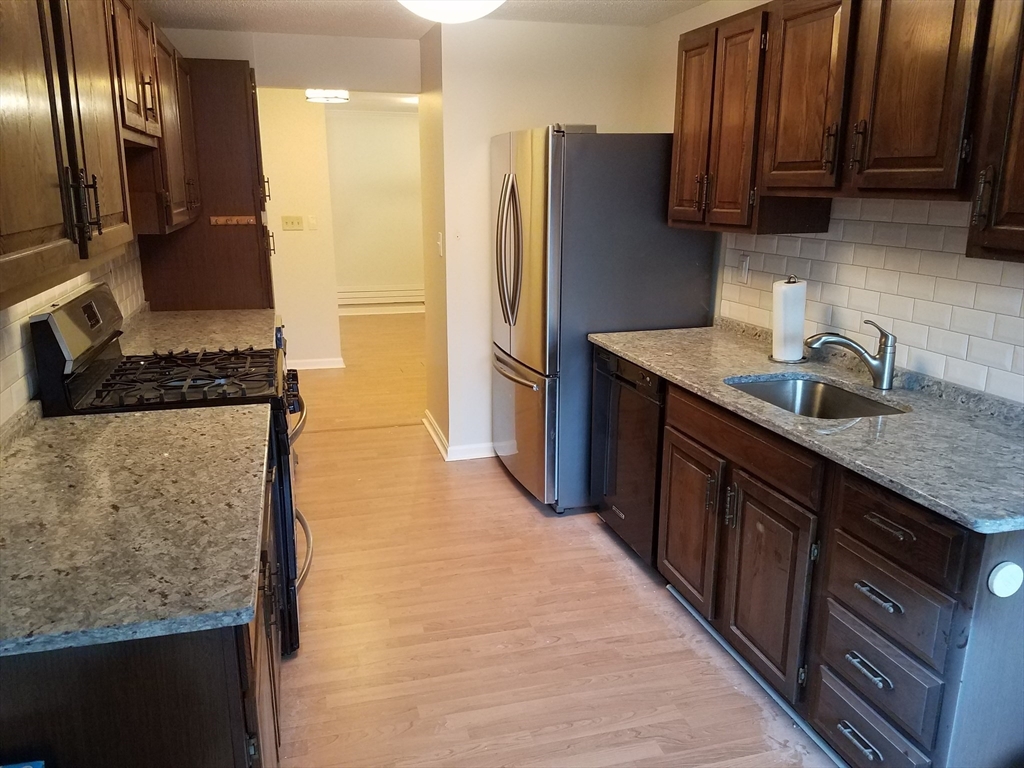 255 North Road, Unit 137 Chelmsford, MA 01824 - Photo 6 of 34 Gallery Image 6