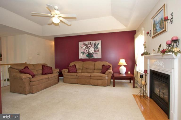 108 Mason Runn Lane Rising Sun, MD 21911 - Photo 3 of 18 Living Room