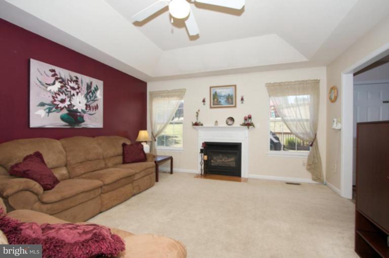 108 Mason Runn Lane Rising Sun, MD 21911 - Photo 4 of 18 Living Room #2