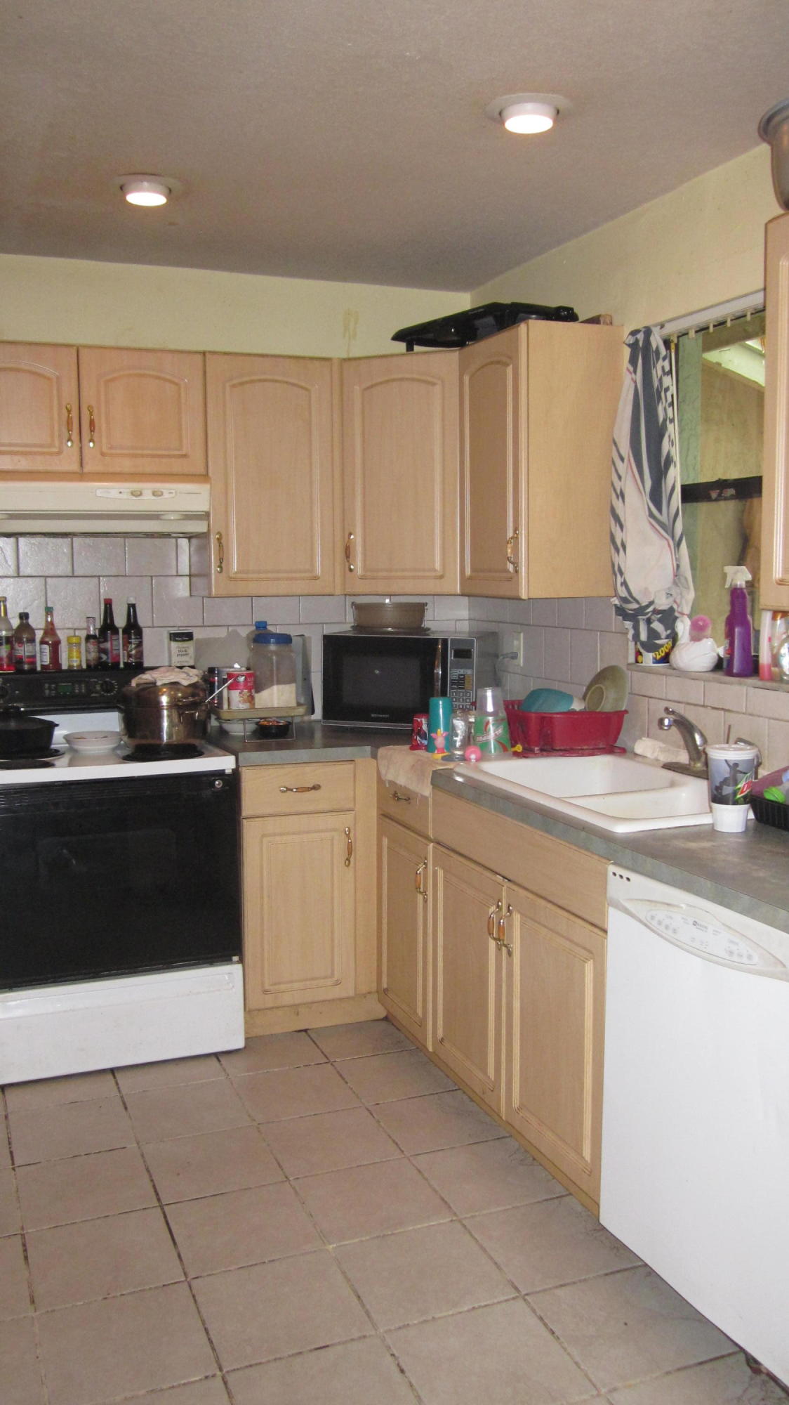 3645 Southeast Salerno Road Stuart, FL 34997 - Photo 4 of 9 Kitchen