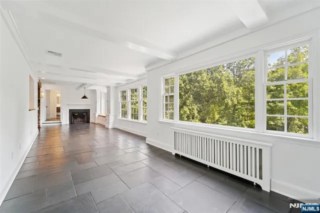 $1,895,000 | 755 West Saddle River Road, Ho-Ho-Kus, NJ 07423