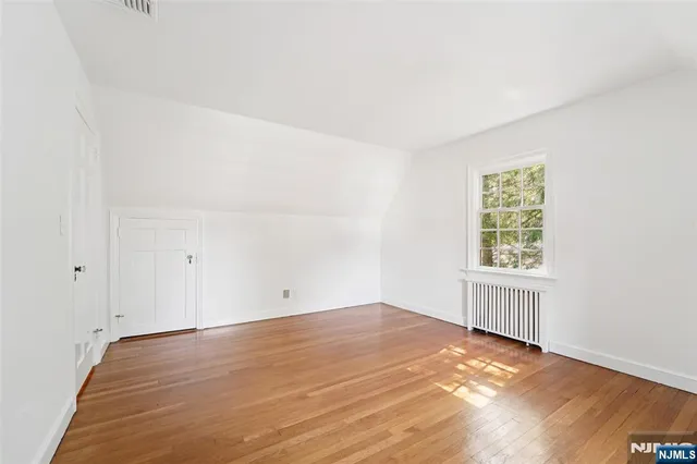 $1,895,000 | 755 West Saddle River Road, Ho-Ho-Kus, NJ 07423