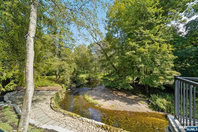$1,895,000 | 755 West Saddle River Road, Ho-Ho-Kus, NJ 07423