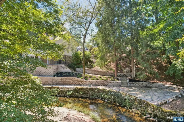 $1,895,000 | 755 West Saddle River Road, Ho-Ho-Kus, NJ 07423