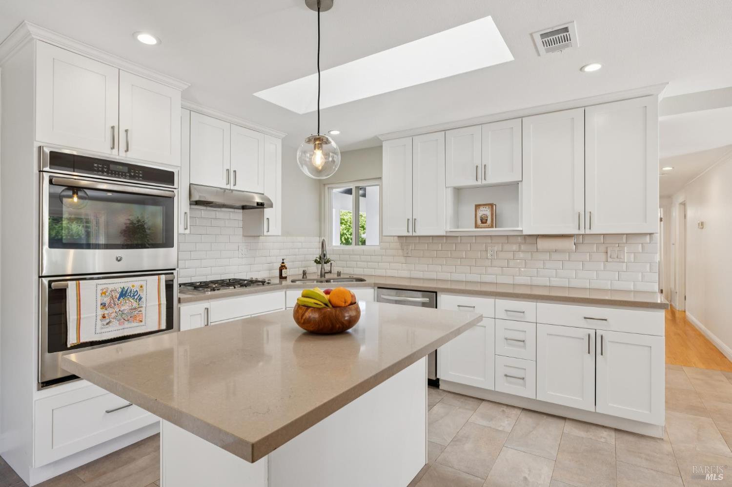 115 Daryl Avenue Novato, CA 94947 - Photo 15 of 53