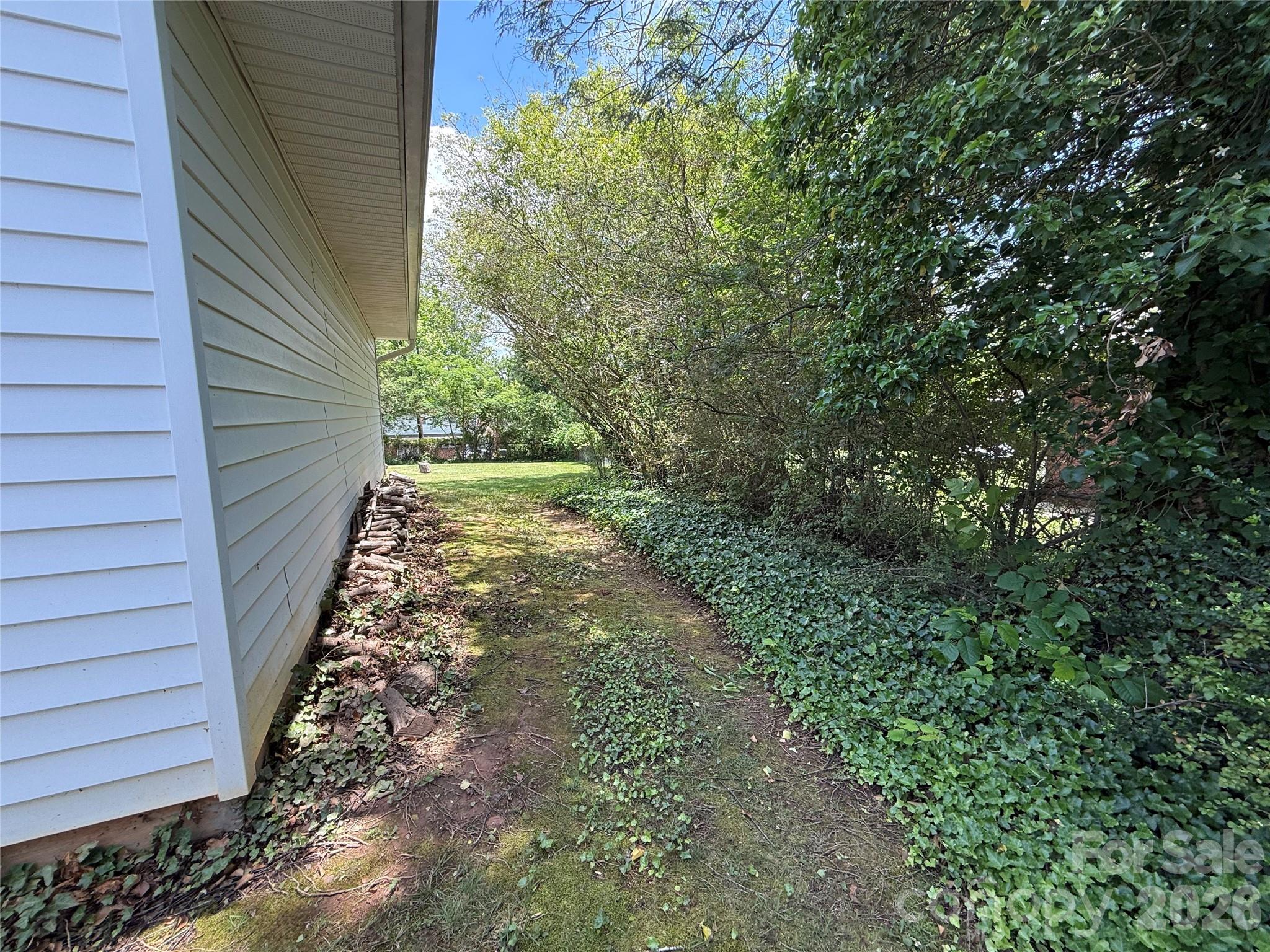 17 North Pershing Road Asheville, NC 28805 - Photo 33 of 34 Gallery Image 33