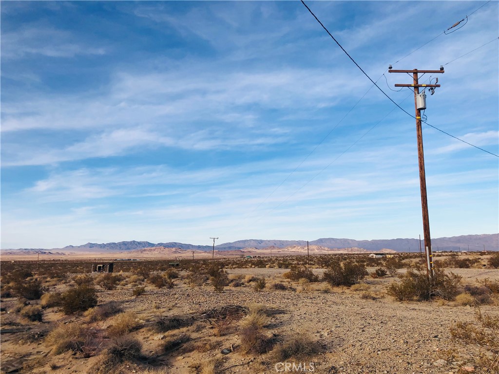 5 Pinto Mountain Road Twentynine Palms, CA 92277 - Photo 11 of 12 a view of a city with mountain